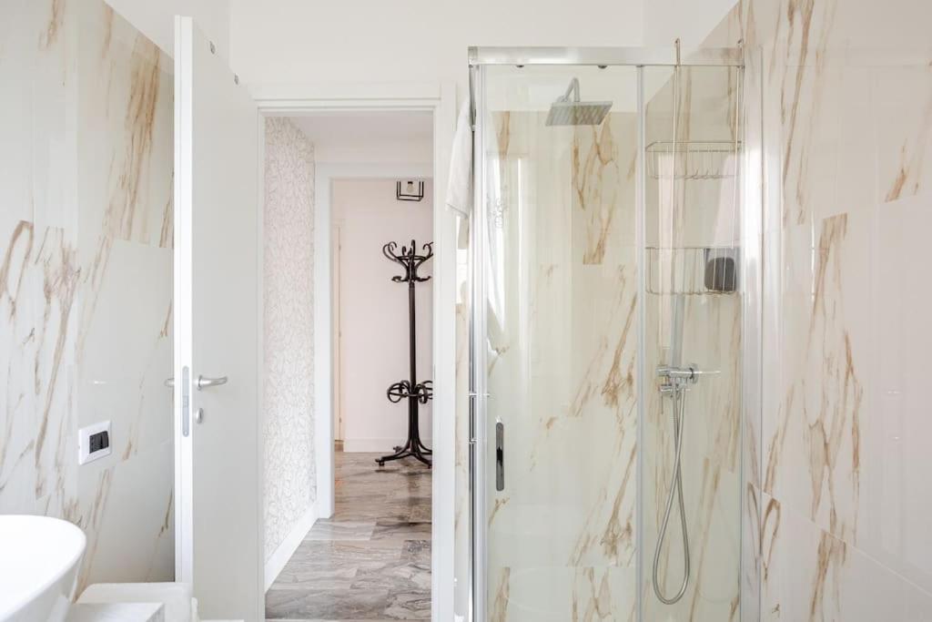 Apartamento Bright & Modern 2 Min Metro 20min Niguarda H Milán